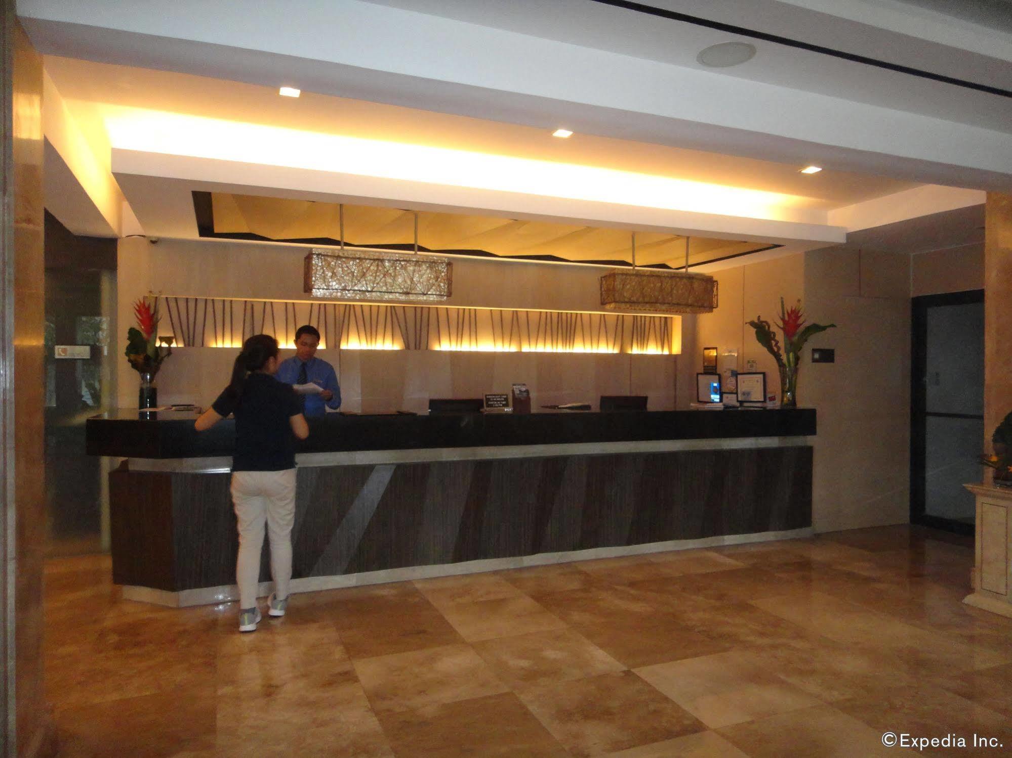 Cebu Grand Hotel Exteriör bild